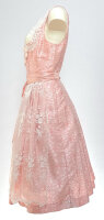 KRÜGER Dirndl Caro Knielang Rosa-Weiß 46246 mit Bluse Gr. 38 Mietdauer 4 Tage